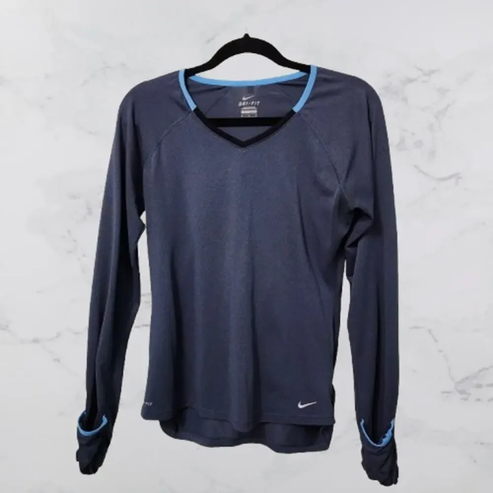 Nike Dri-Fit Medium Long Sleeve V-Neck Top